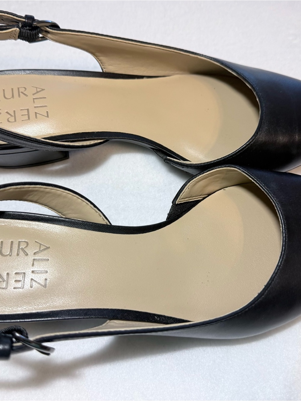 New Naturalizer Banks Leather Slingback D'Orsay Dress Pumps. Size 6M - Picture 5 of 10